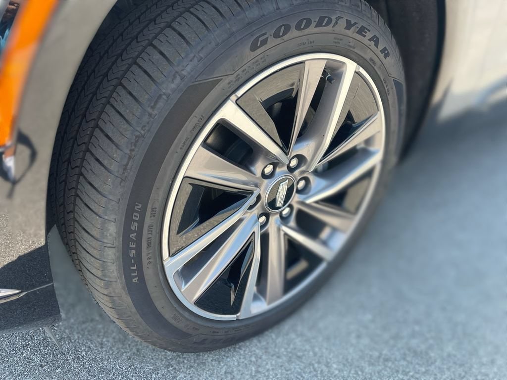 cadillac vistiq 2026 1GYC3NML9TZ711728 image cadillac vistiq 2026 1GYC3NML9TZ711728 image