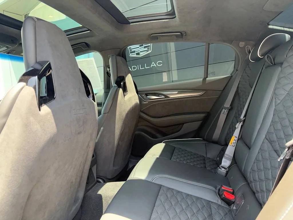 cadillac ct5 2024 1G6D35R67R0810058 image cadillac ct5 2024 1G6D35R67R0810058 image