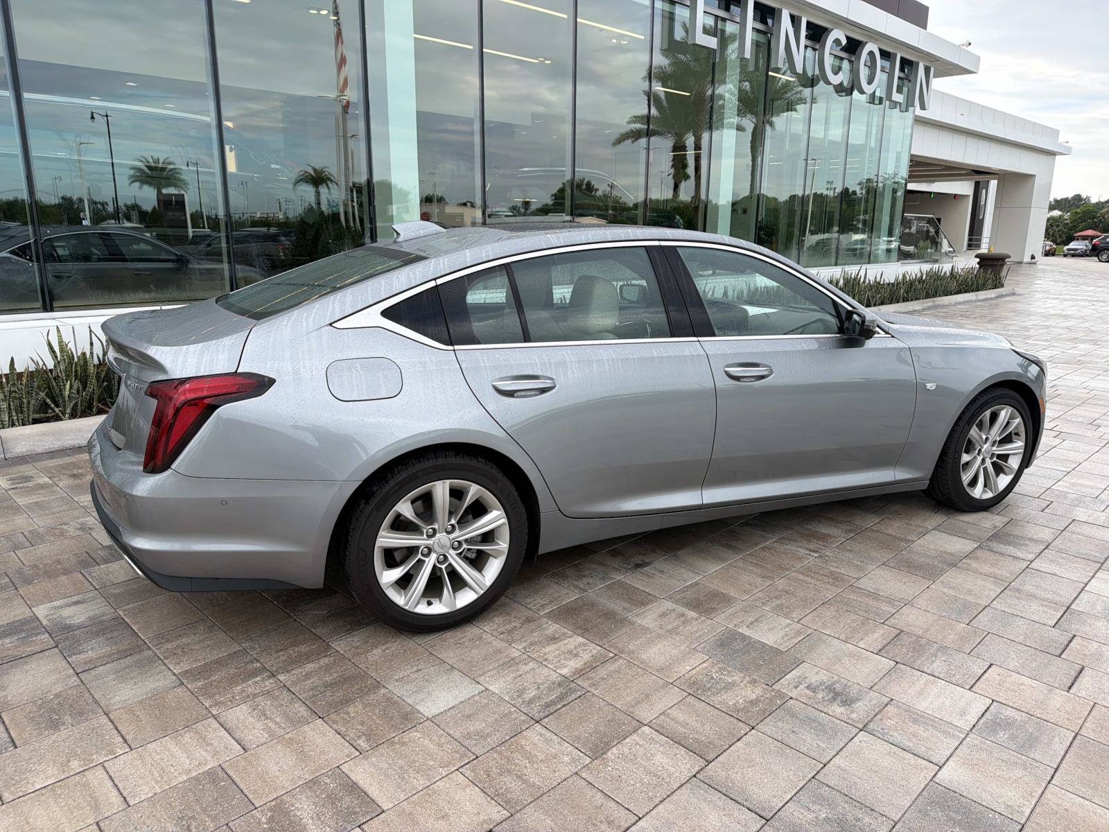 cadillac ct5 2025 1G6DN5RK7S0107007 image