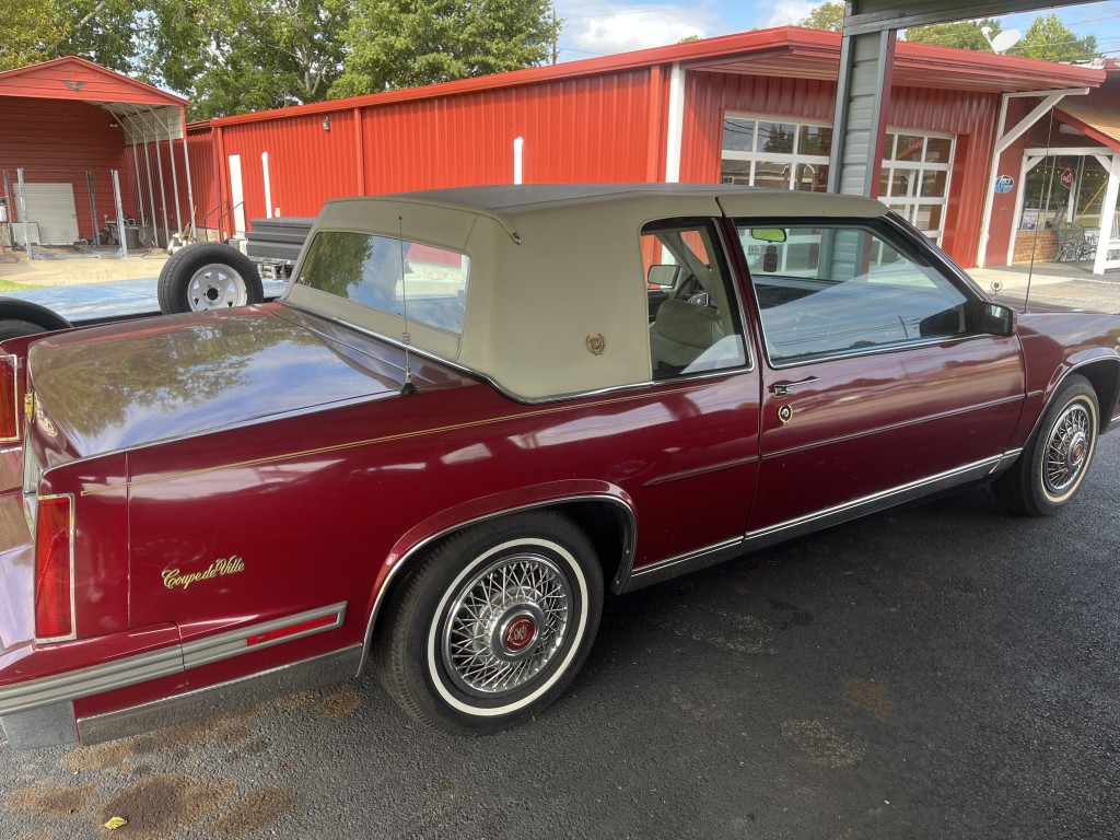 cadillac deville 1988 1G6CD1157J4288758 image cadillac deville 1988 1G6CD1157J4288758 image