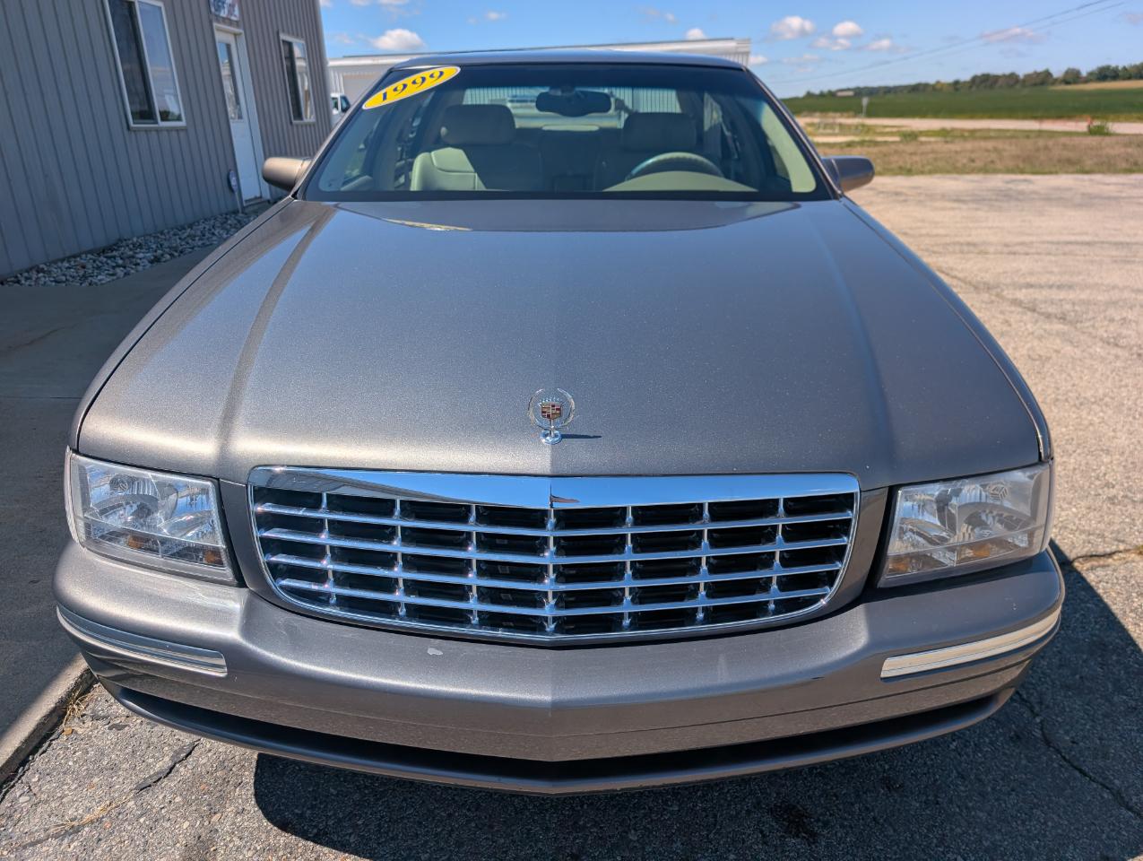 cadillac deville 1999 1G6KD54Y3XU745017 image cadillac deville 1999 1G6KD54Y3XU745017 image
