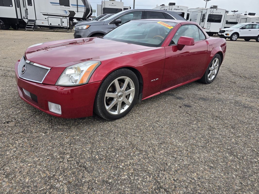 cadillac xlr 2004 1G6YV34A445601898 image cadillac xlr 2004 1G6YV34A445601898 image