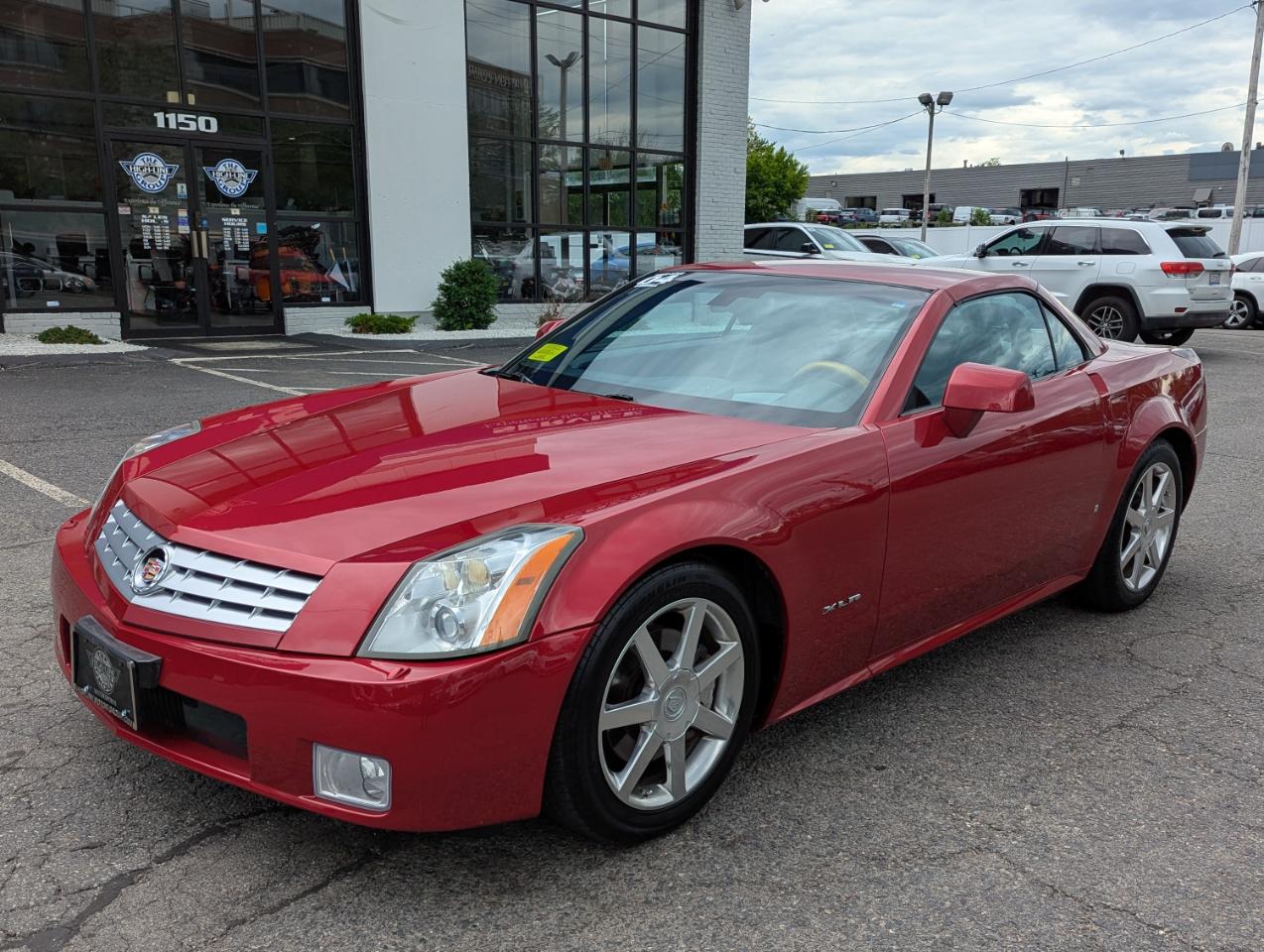 cadillac xlr 2004 1G6YV34A845603766 image cadillac xlr 2004 1G6YV34A845603766 image