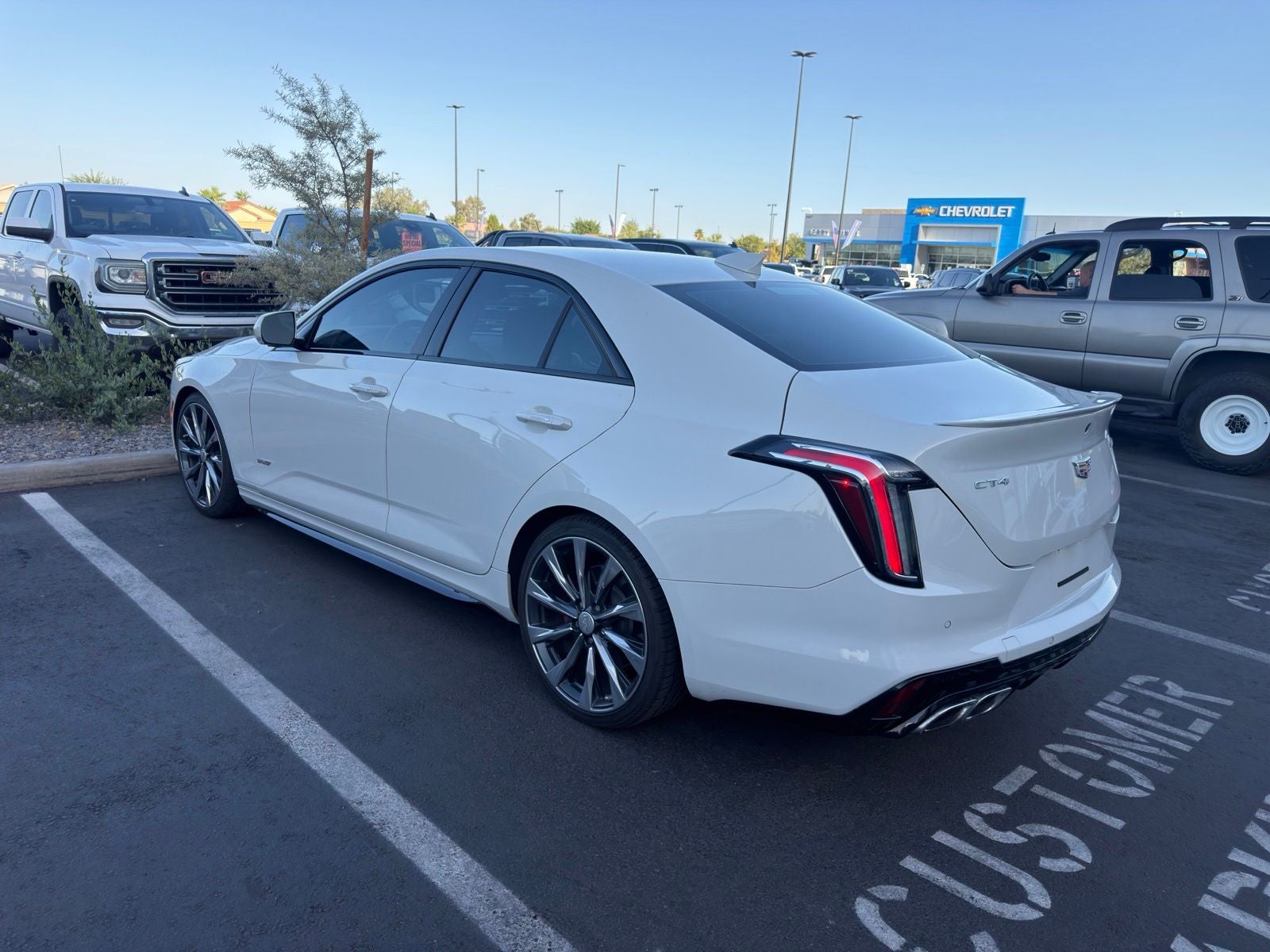 cadillac ct4 2022 1G6DD5RL7N0122770 image cadillac ct4 2022 1G6DD5RL7N0122770 image