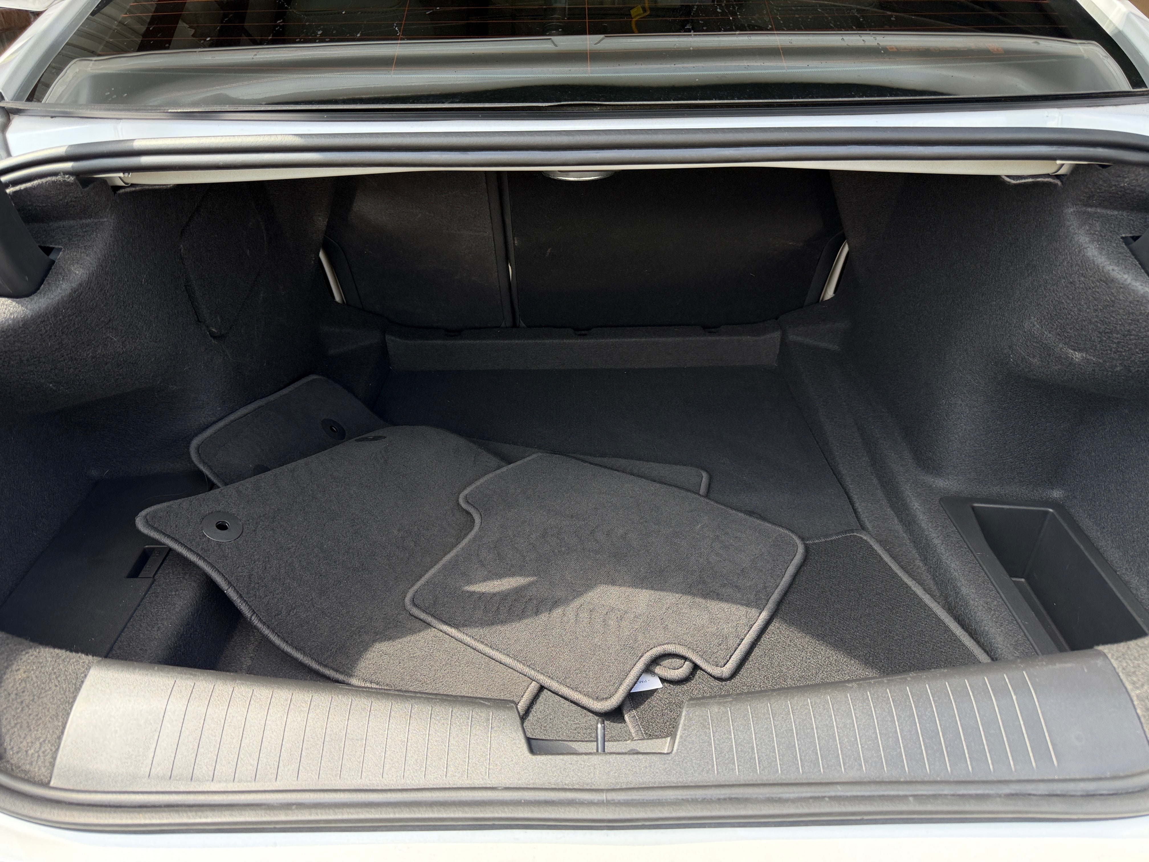 cadillac ct4 2025 1G6DB5RK5S0116877 image cadillac ct4 2025 1G6DB5RK5S0116877 image