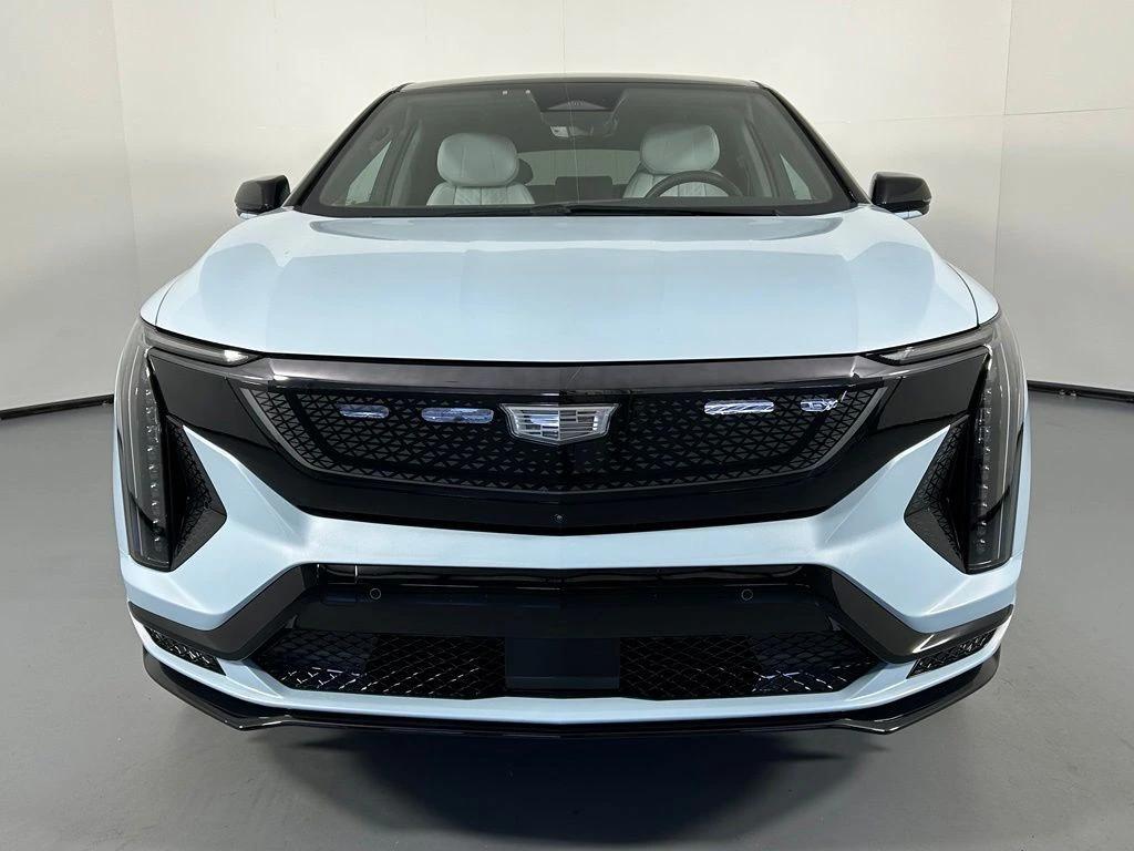 cadillac optiq 2026 3GYK3HM42TS152252 image cadillac optiq 2026 3GYK3HM42TS152252 image