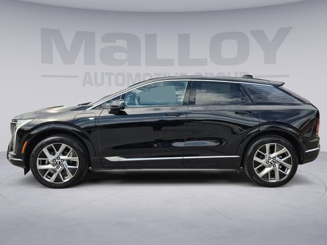 cadillac optiq 2026 3GYK3BM52TS138230 image cadillac optiq 2026 3GYK3BM52TS138230 image