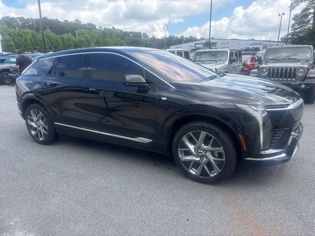 cadillac optiq 2025 3GYK3DMR6SS161152 image cadillac optiq 2025 3GYK3DMR6SS161152 image