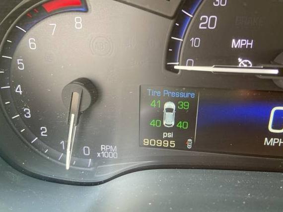CADILLAC SRX 2015 3GYFNAE33FS628604 image
