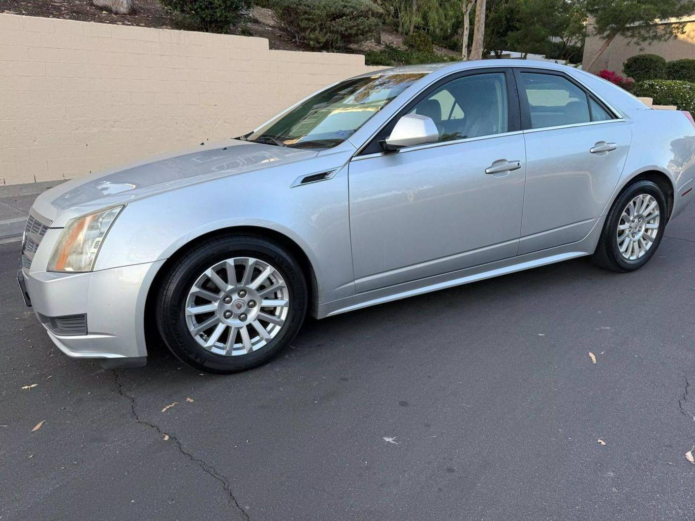 CADILLAC CTS 2011 1G6DE5EY7B0131401 image